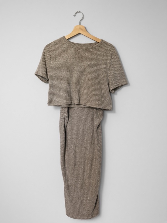 Dresses & Skirts - Taupe ribbed knit two-piece set (crop top + midi skirt)